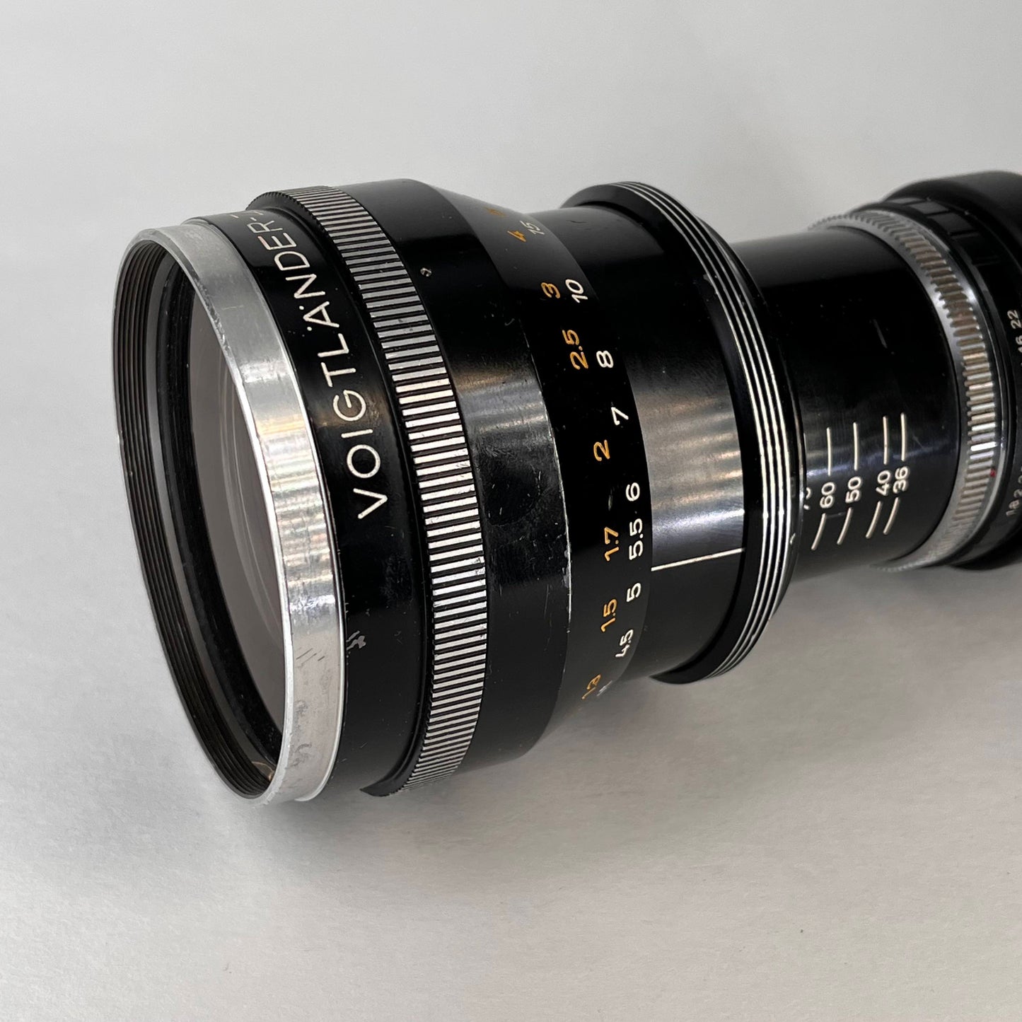 VOIGTLANDER - Zoomar 36-82mm f2.8