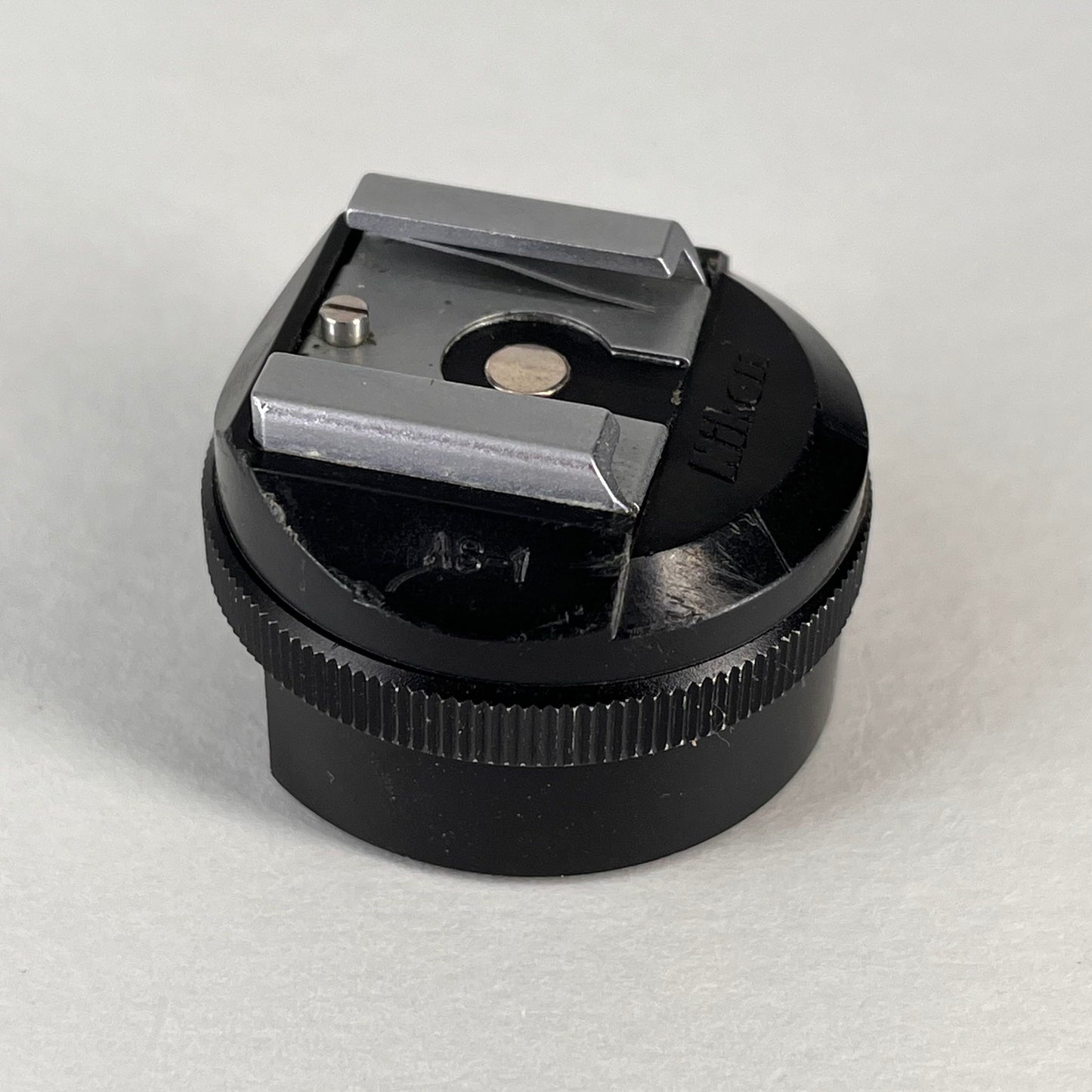 Nikon F - F2  flash hot-shoe adapter