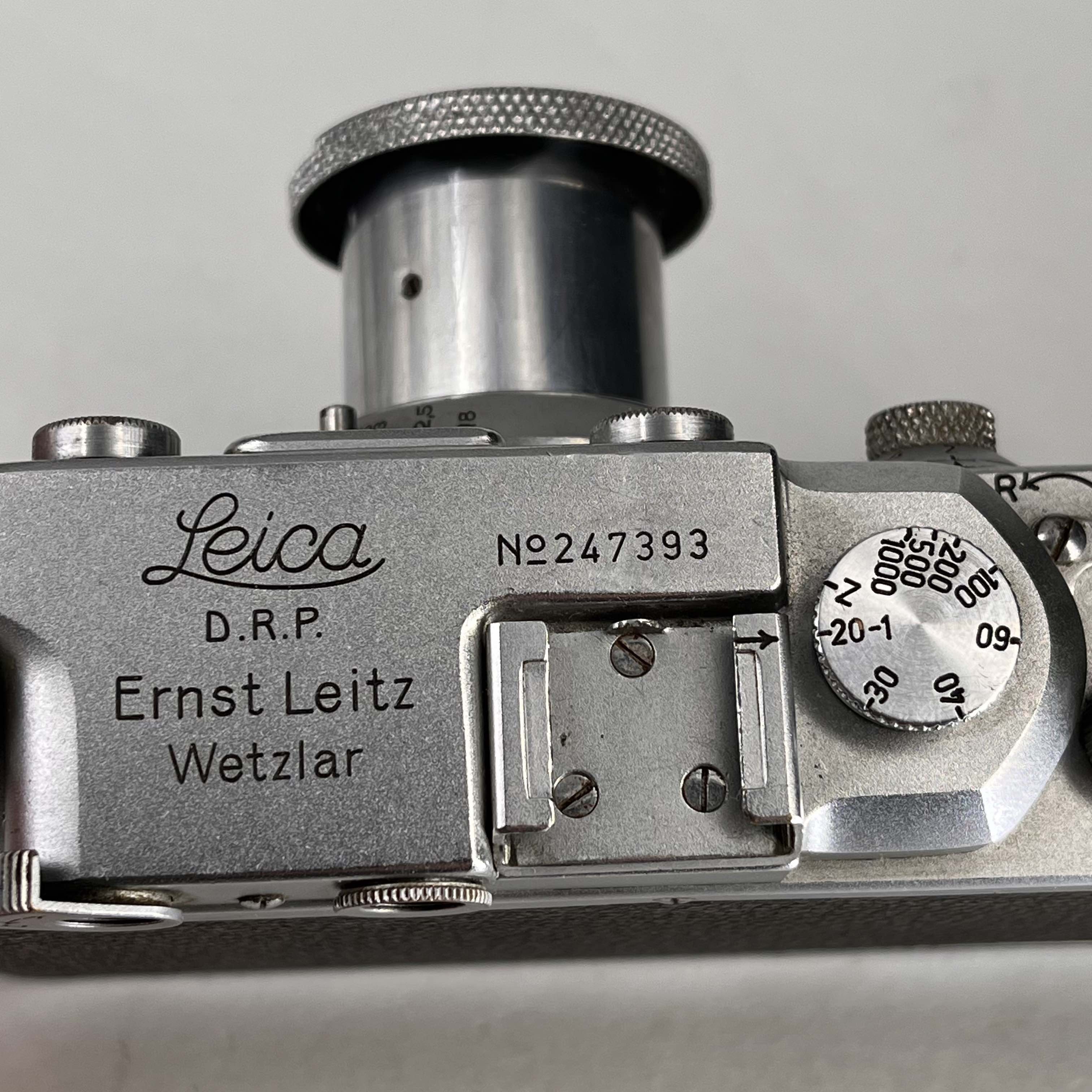 Leica IIIa rangefinder (1938) with Elmar 50mm f/3.5 lens