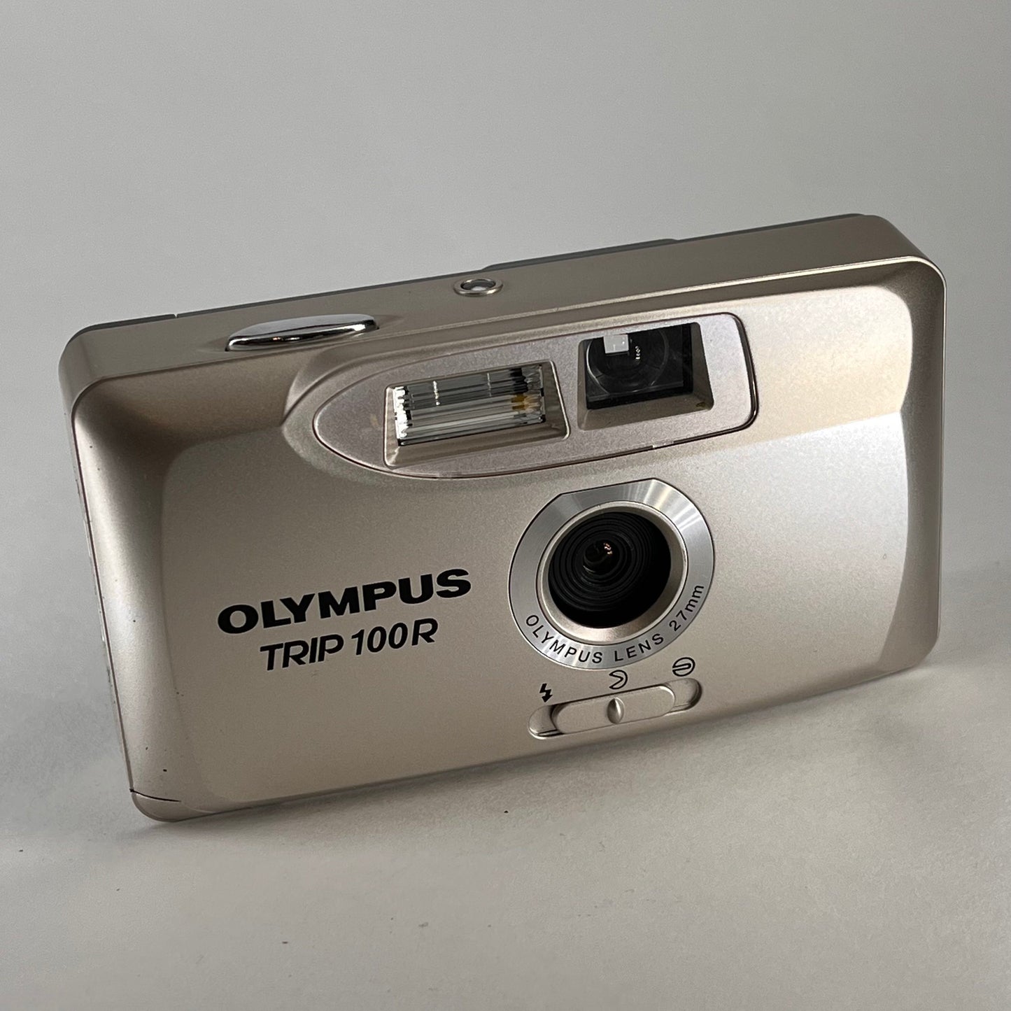 OLYMPUS trip 100R