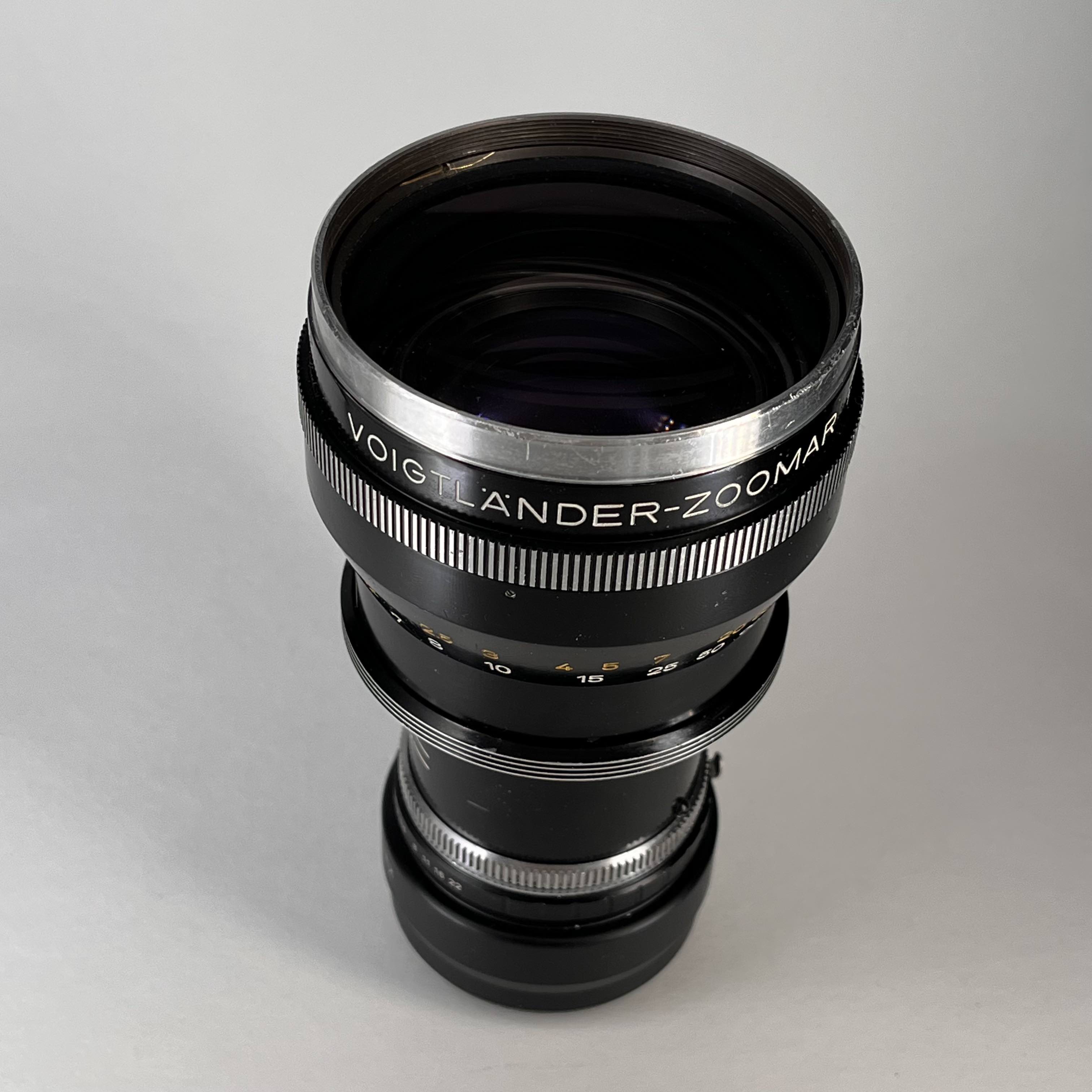 VOIGTLANDER - Zoomar 36-82mm f2.8 – TheVintageLensGuy