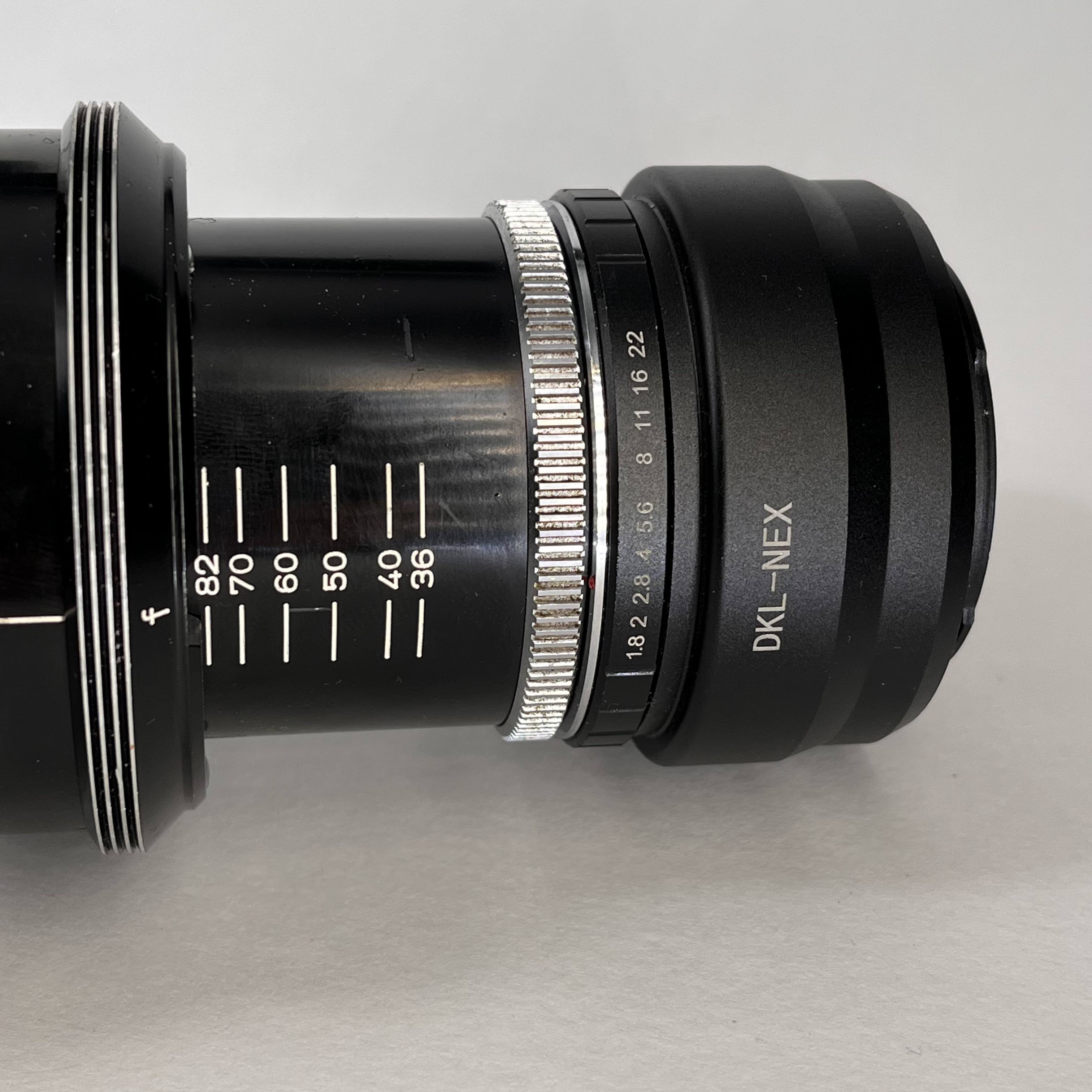 VOIGTLANDER - Zoomar 36-82mm f2.8 – TheVintageLensGuy