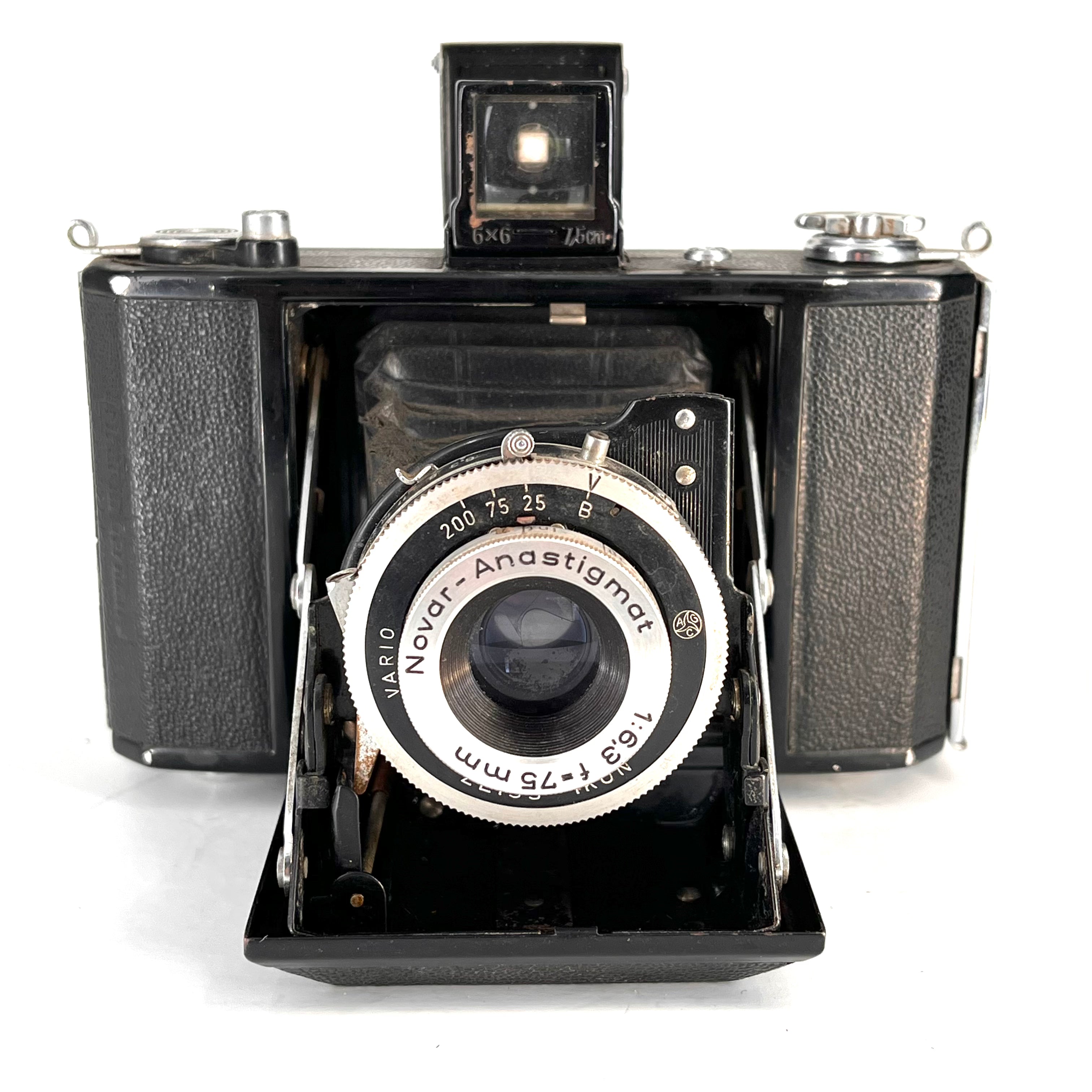 Zeiss Ikon Novar-anastigmat 75mm f6.3 – TheVintageLensGuy