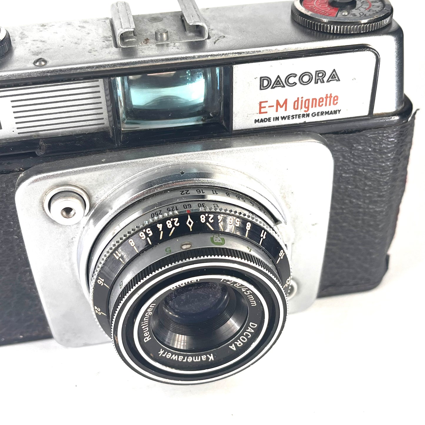 Dacora E-M dignette 35mm rangefinder