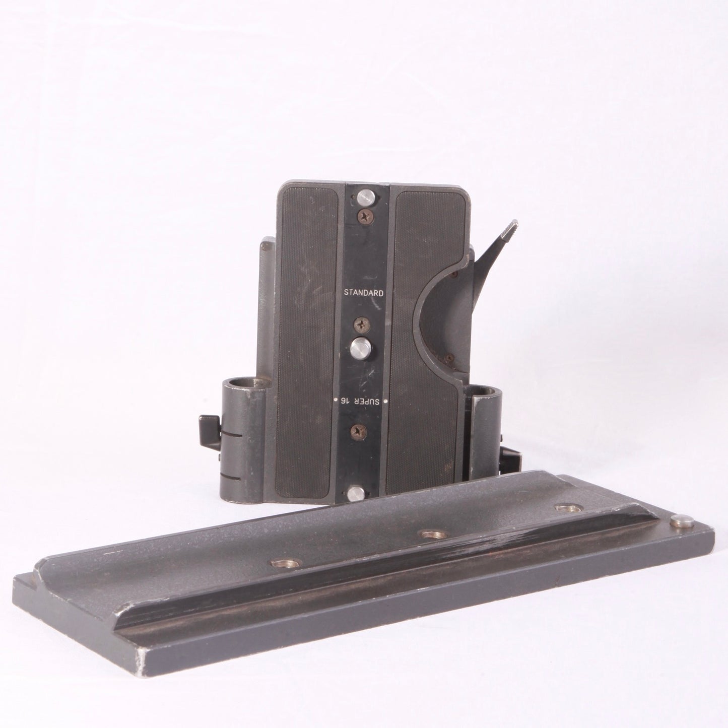 Arriflex 19mm baseplate and dovetail sliding base