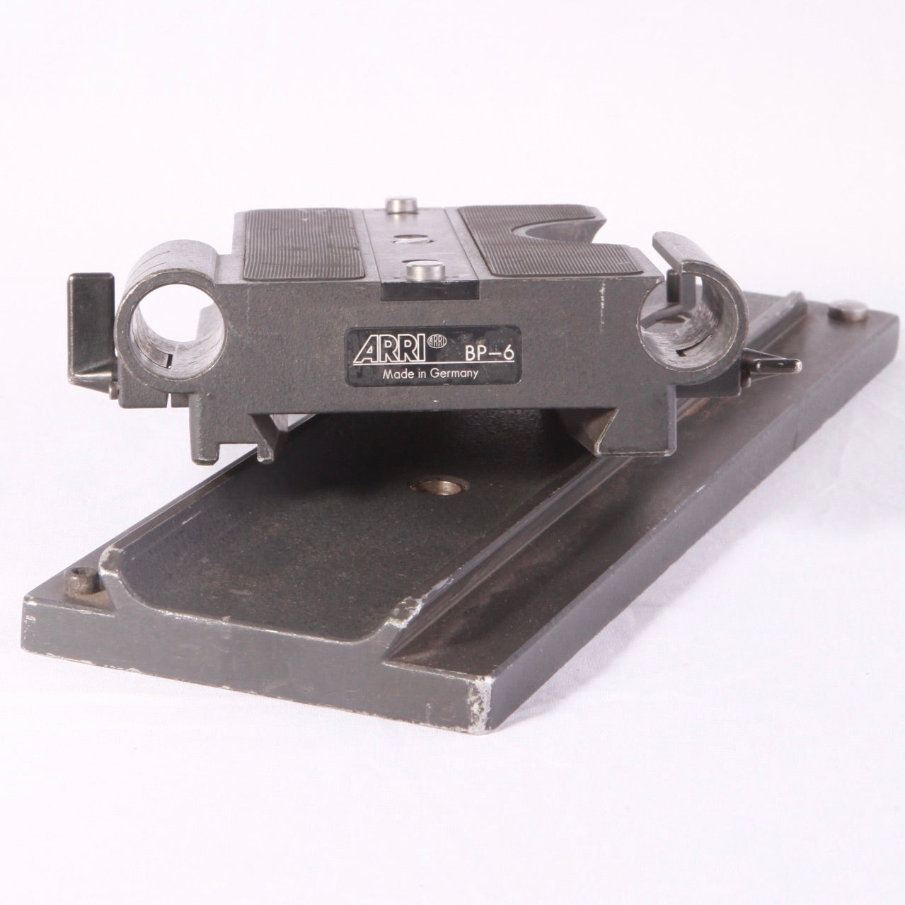 Arriflex 19mm baseplate and dovetail sliding base