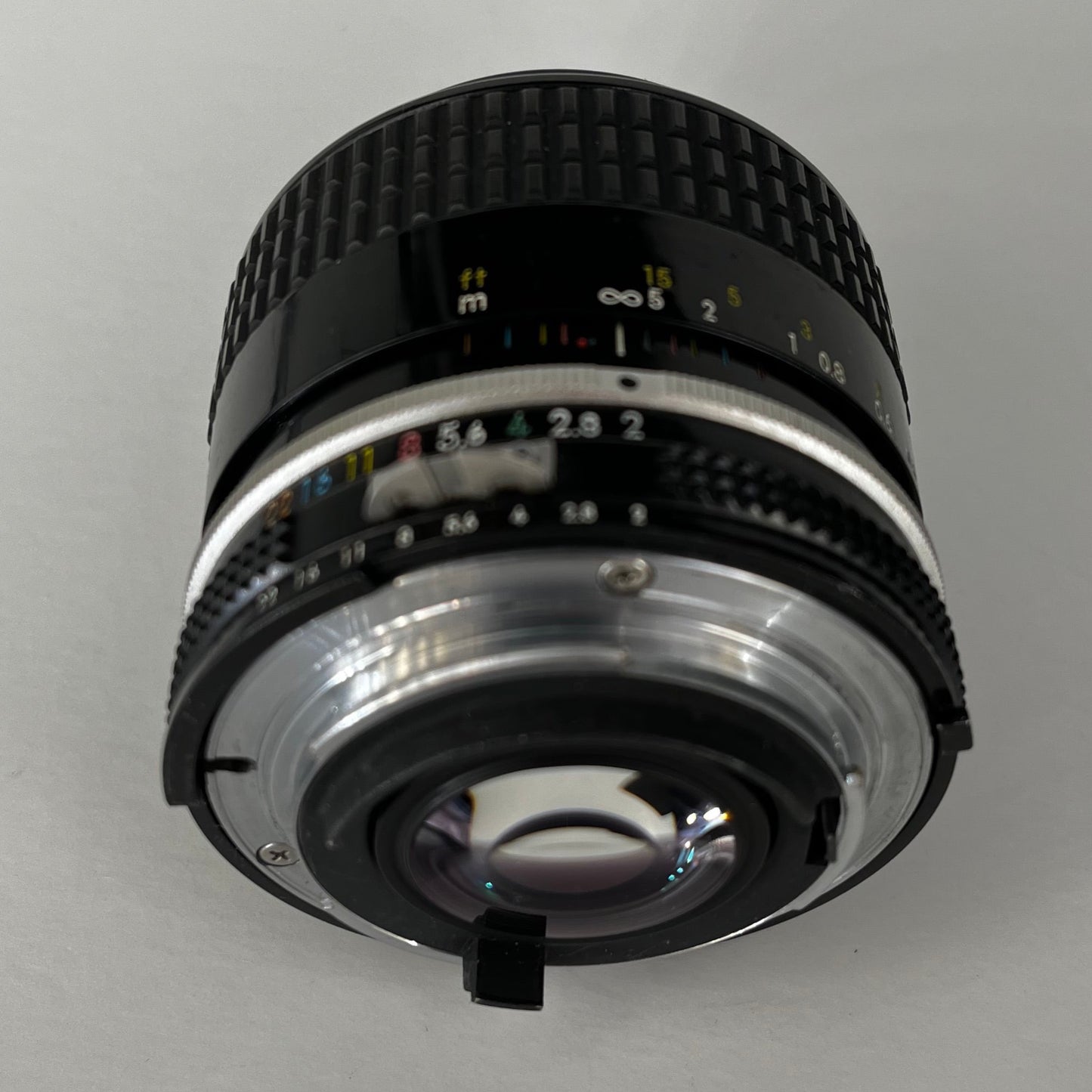 Nikon 28mm F2