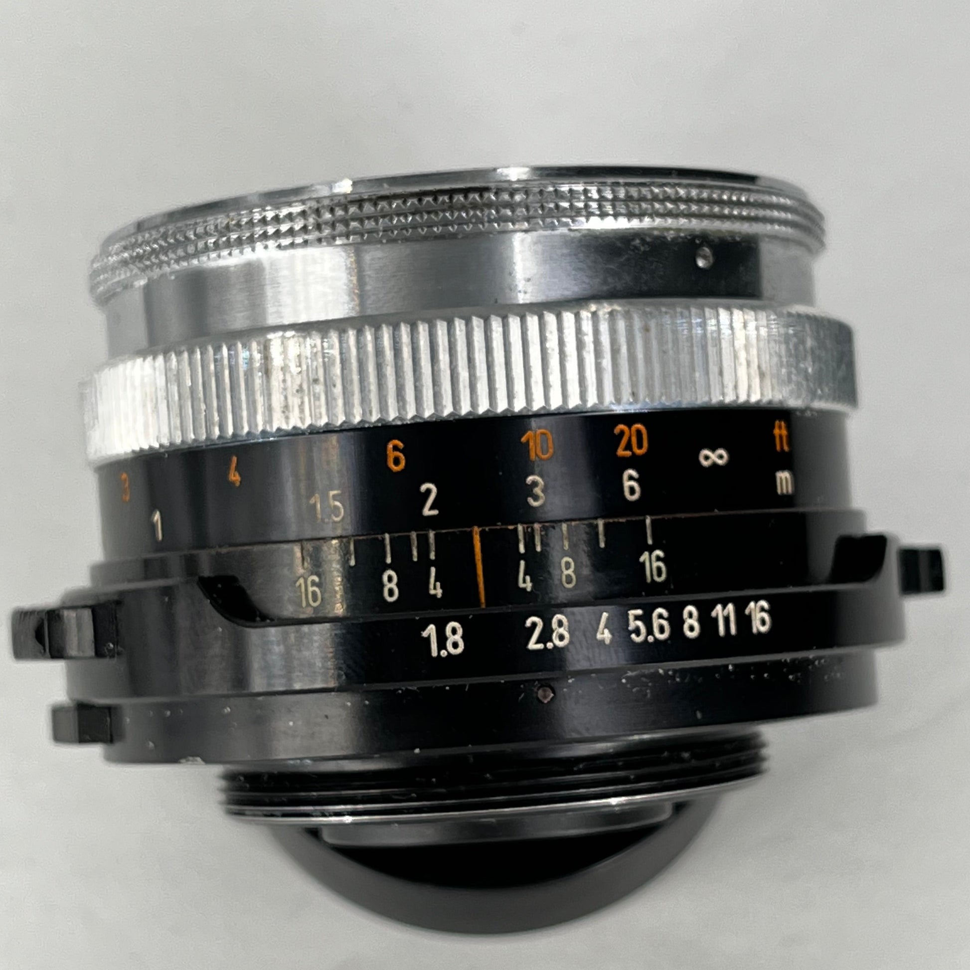 Carl Zeiss 50mm f1.8 Ultron – TheVintageLensGuy
