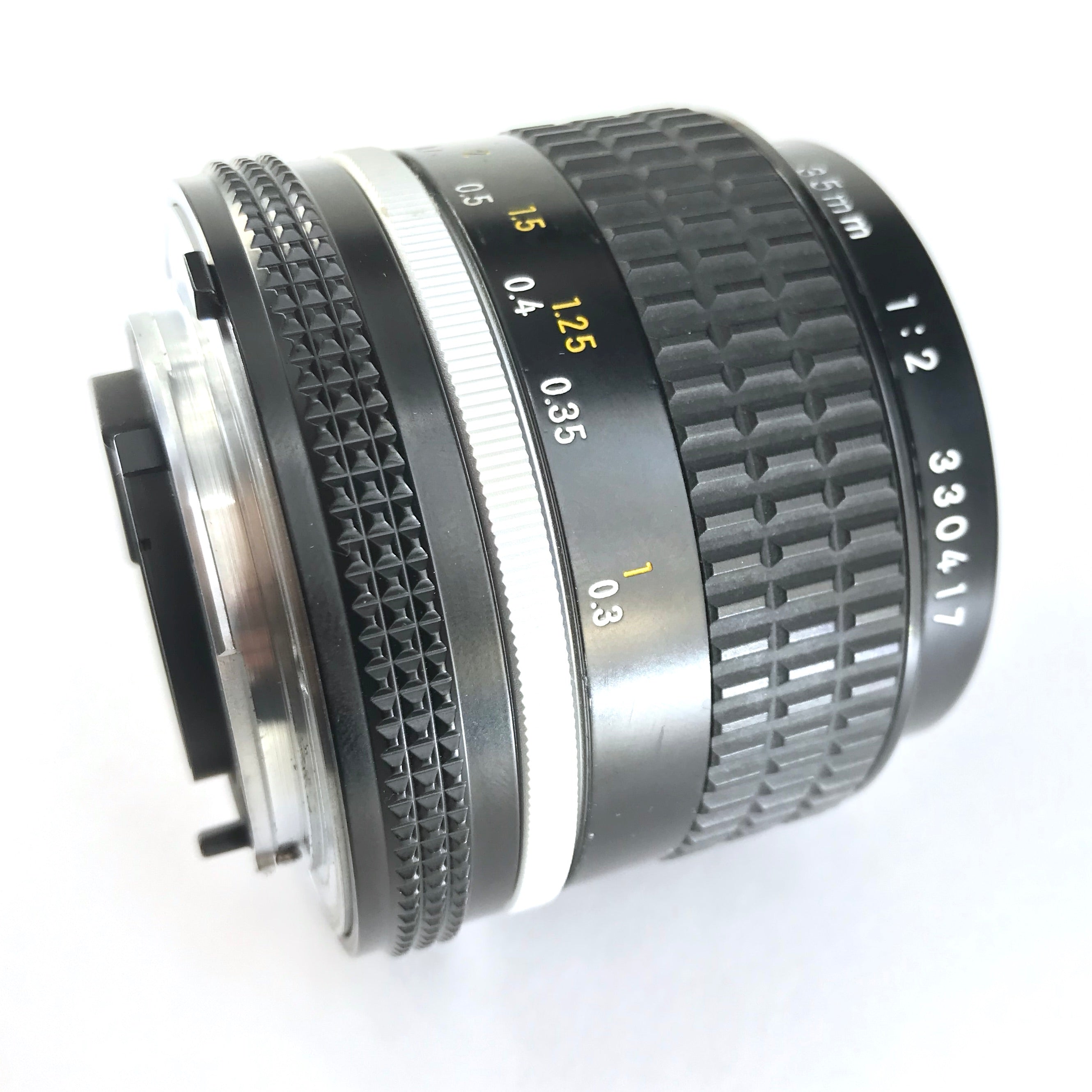 Nikon 35mm f2 AIS – TheVintageLensGuy